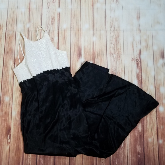 Vintage 5.7.9 Gown Dress Spaghetti Strap Thigh Slit Front Opening Size 3 - Picture 11 of 11